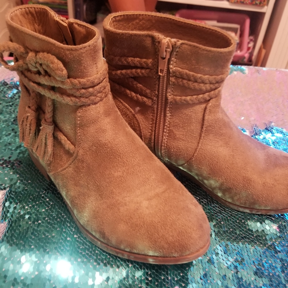 Girls Tan Boots